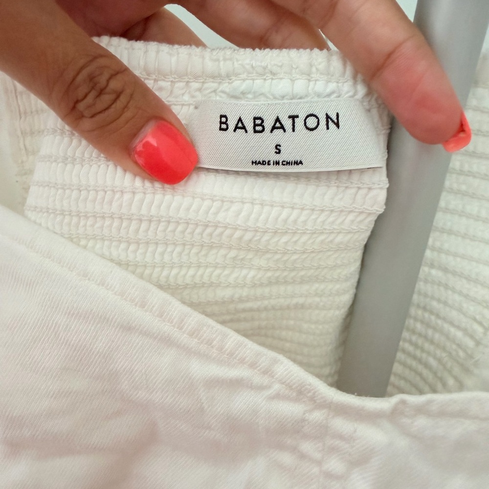 Aritizia Babaton | ADWYN BLOUSE | Cropped puff-sleeve blouse - Picture 2 of 7